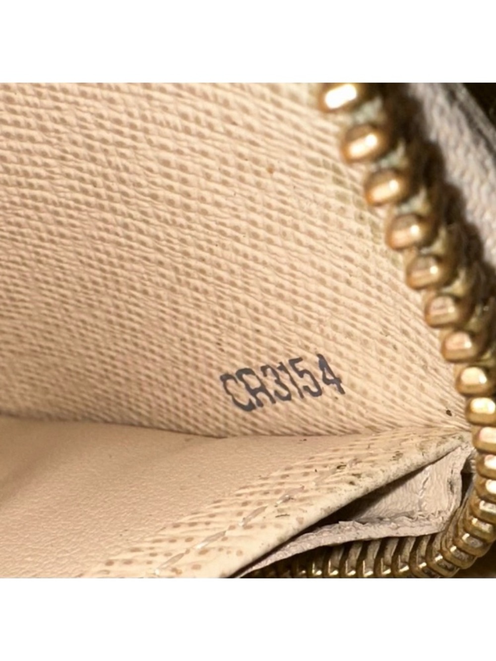 Louis Vuitton Damier Azur Zip-Around Wallet - Cream & Tan- matching purse listed - Picture 9 of 10